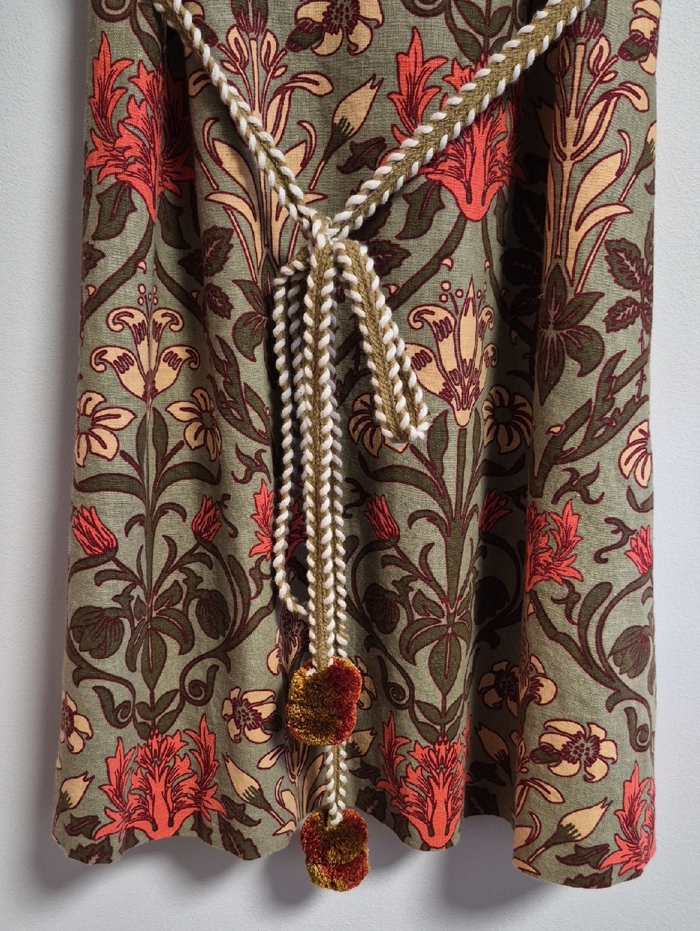 Zara dress - Picture 8 of 9